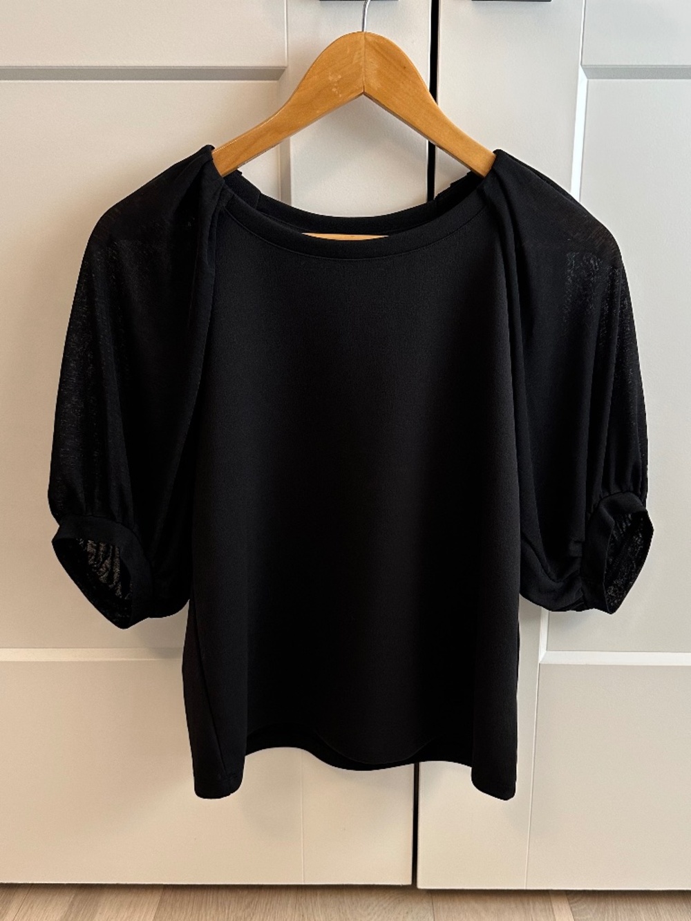 Banana Republic black blouse , 3/4 sheer balloon sleeve, size S